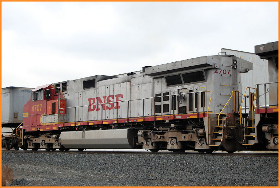 BNSF 4707 2